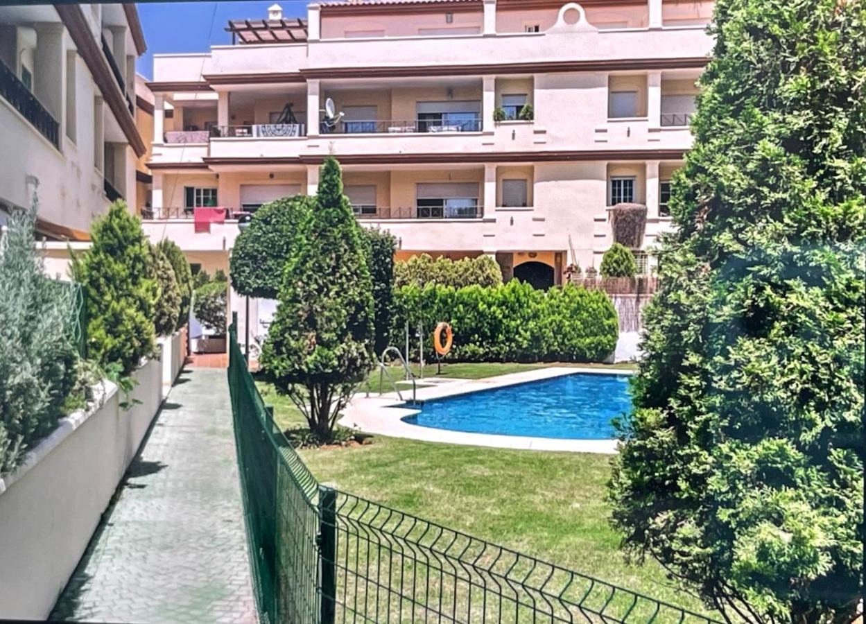 Marbella Pleasant Duplex By Elviria Las Dunas Beach Esterno foto