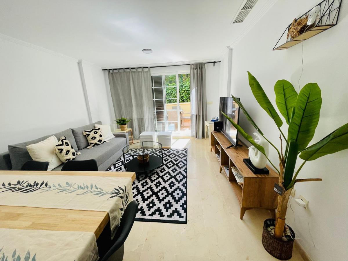 Marbella Pleasant Duplex By Elviria Las Dunas Beach Esterno foto